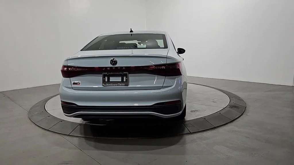 2026 Volkswagen Jetta Sport - Photo 4