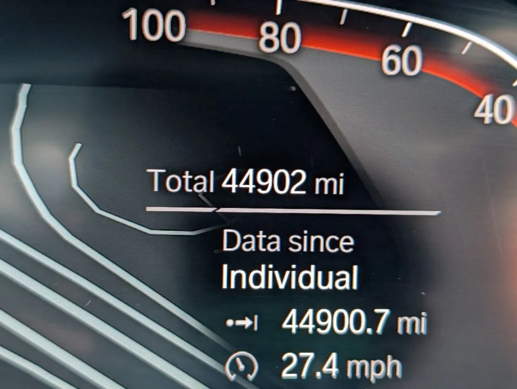 Used 2023 White BMW xDrive40i image 27