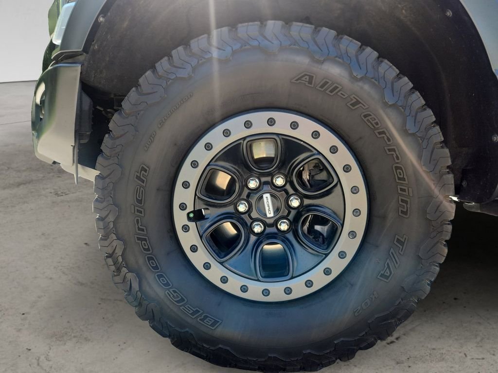 Used 2023  Ford Raptor image 14