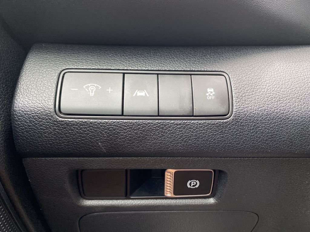Used 2022 Portofino Gray Hyundai SEL image 19