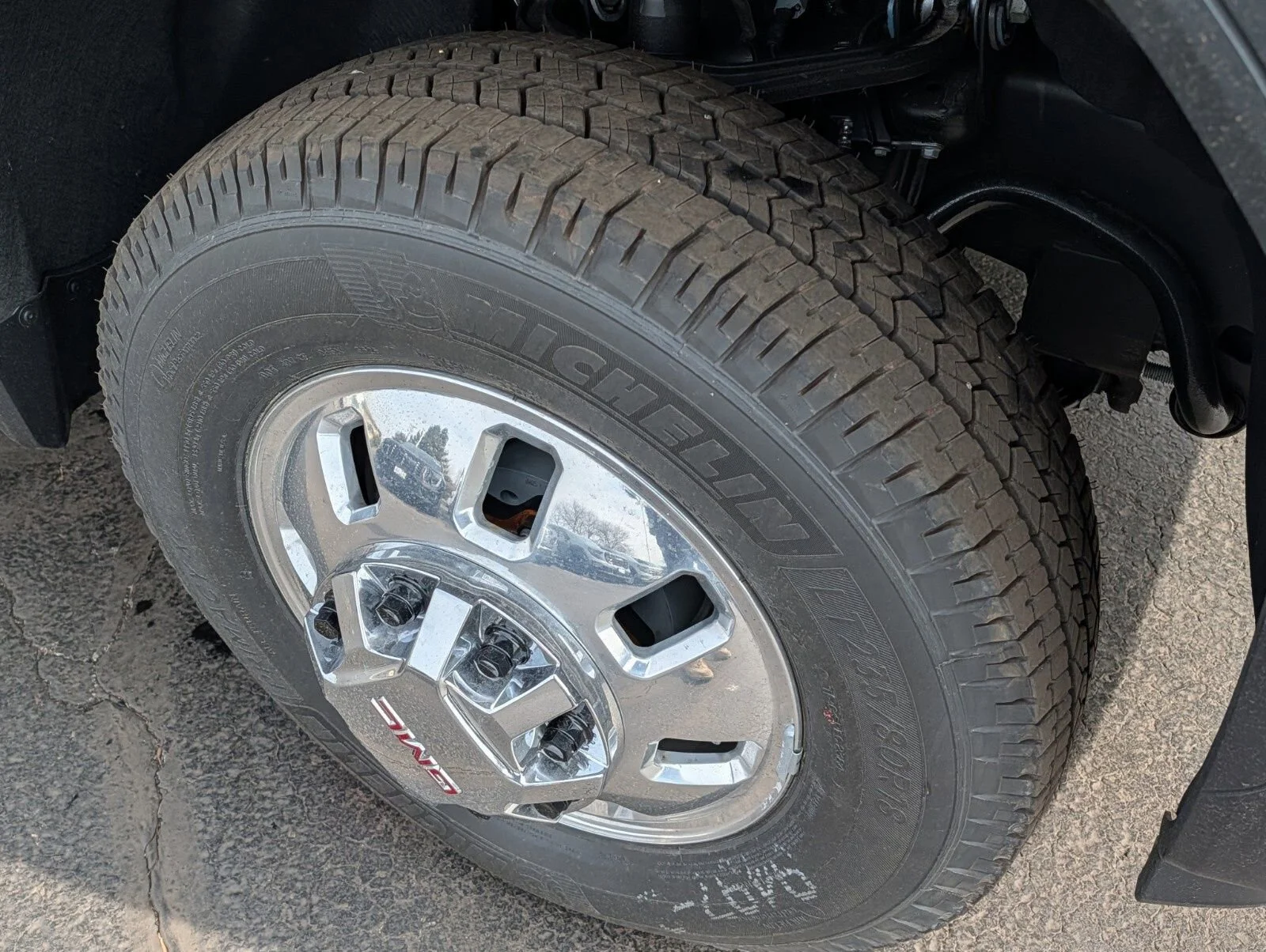 New 2026 Special Exterior Color GMC Pro DRW image 20