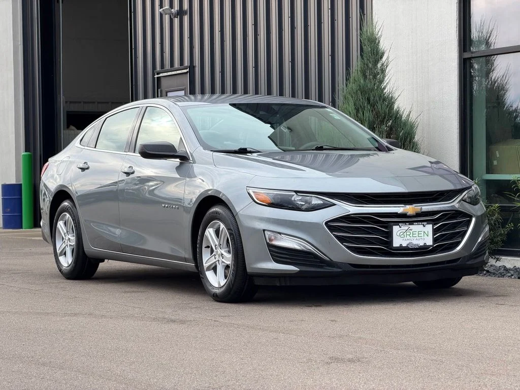 Used 2023 Gray Chevrolet LS image 4