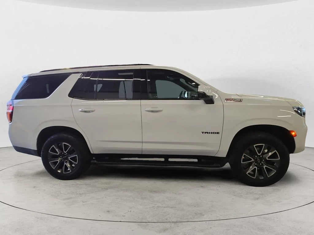 Used 2024 Summit White Chevrolet Z71 image 4