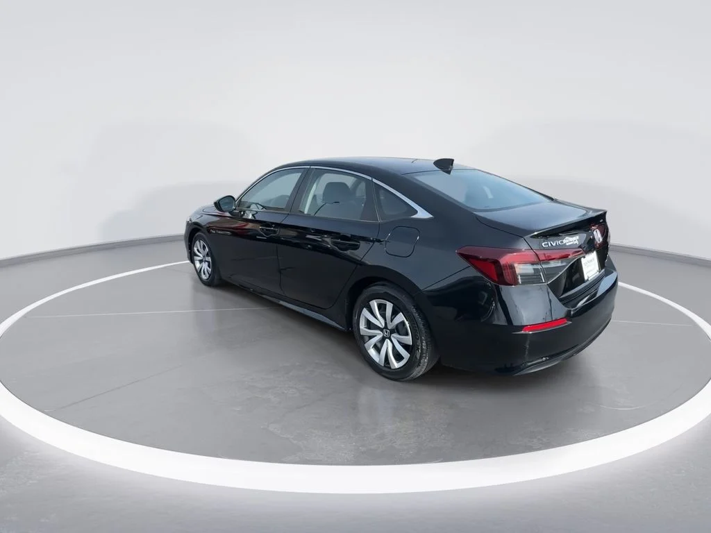 Used 2025 Black Honda LX image 6