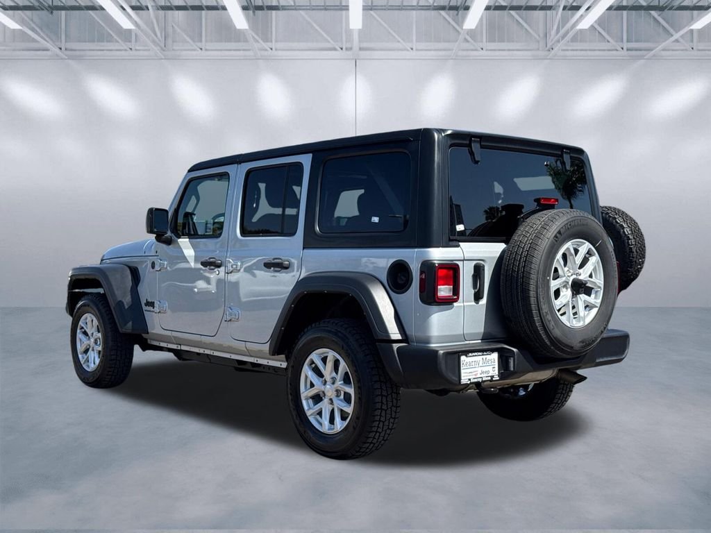 Used 2023 Silver Jeep Sport S image 4