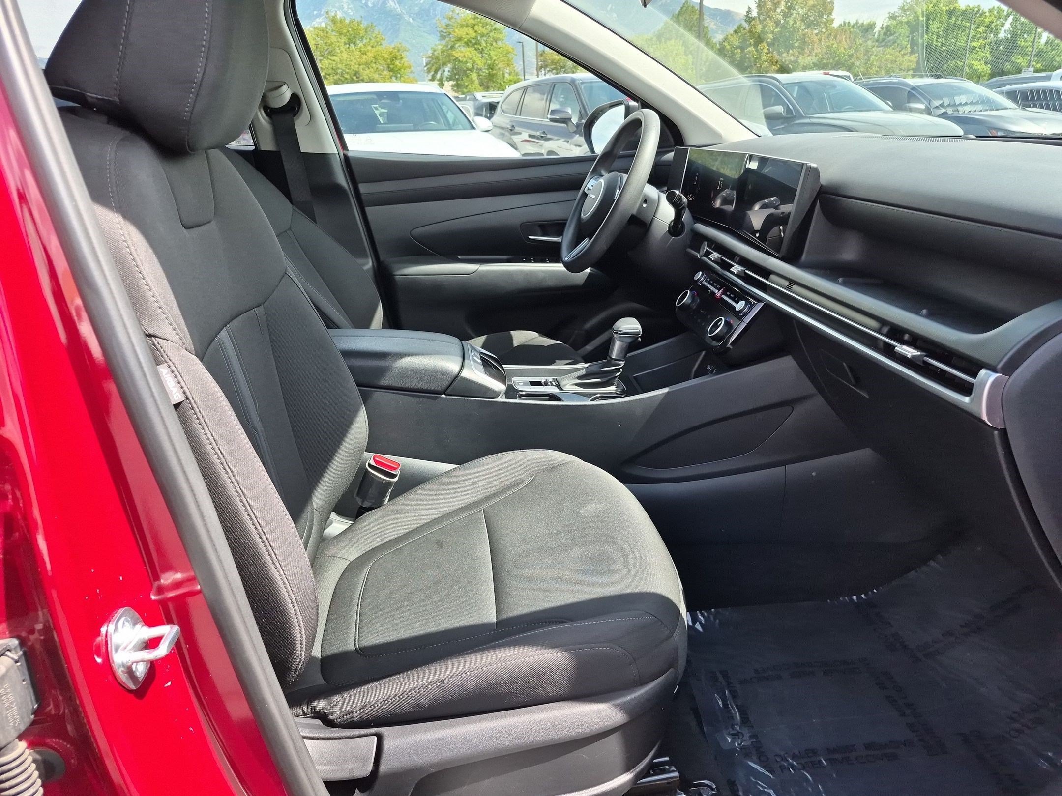 2025 Hyundai Tucson SEL - Photo 30