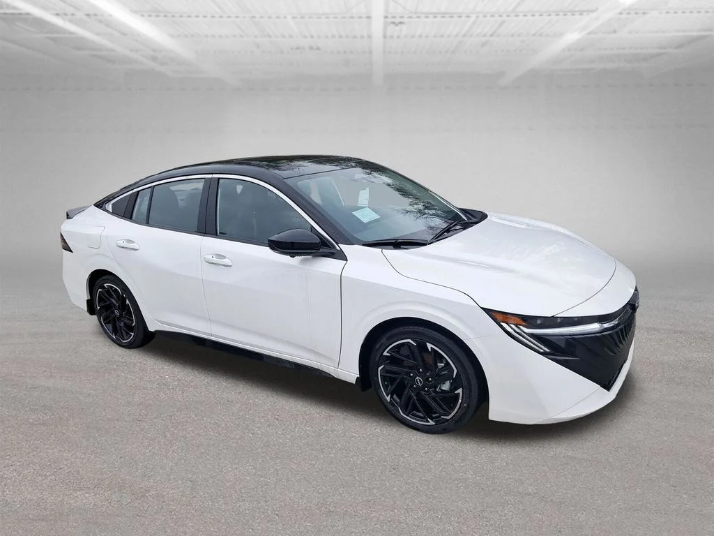 New 2026 White Nissan SR image 8
