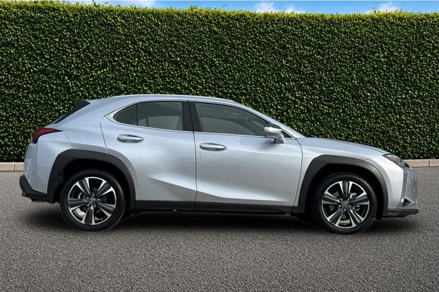 Used 2023 Silver Lexus 250h Base image 3