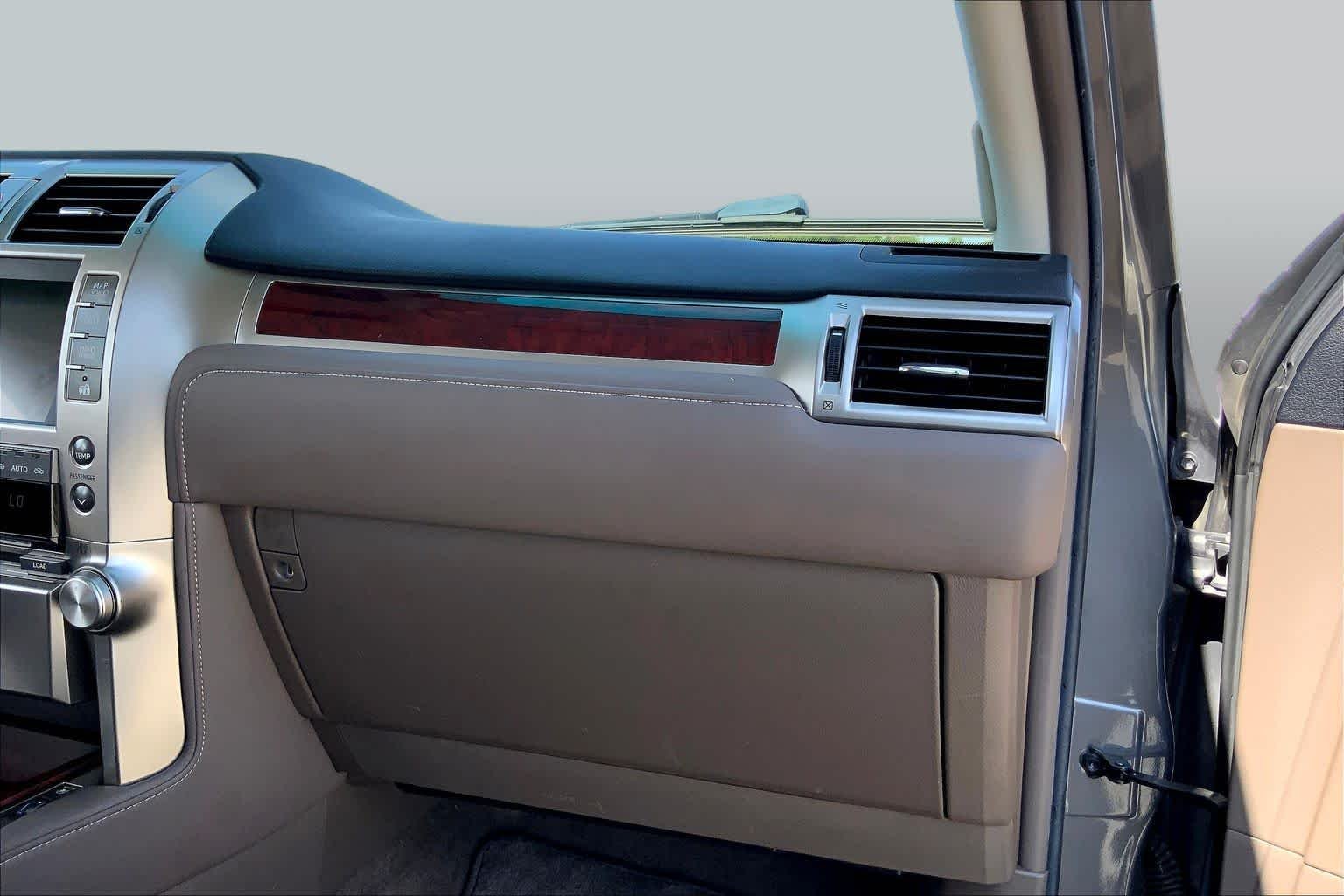 Used 2010 Knights Armor Pearl Lexus  image 17