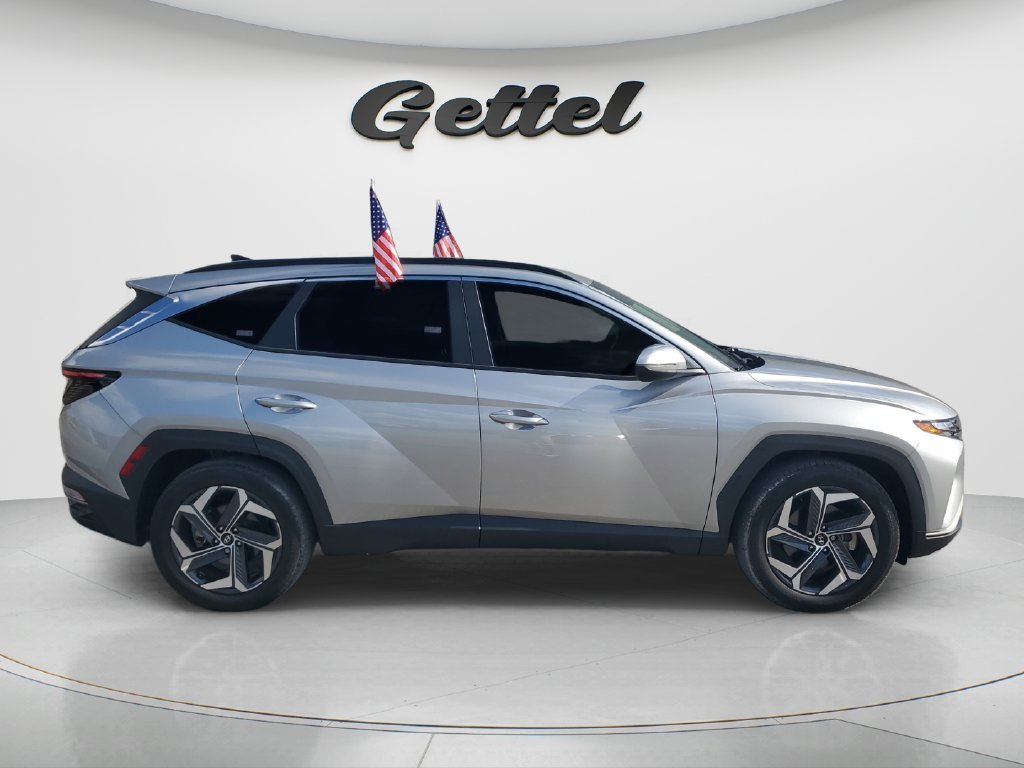 Used 2024 Silver Hyundai SEL image 4
