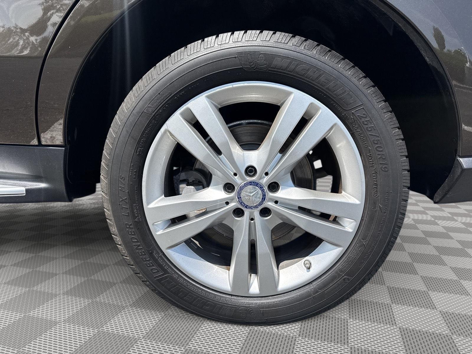 Used 2014 Dakota Brown Metallic Mercedes-Benz ML 350 image 14