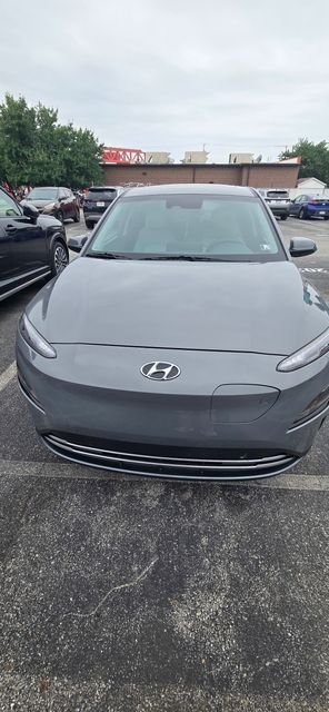 Certified Used 2023 Gray Hyundai SEL image 2