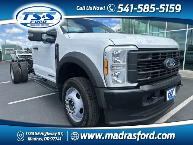 2025 Ford F-450 Super Duty Chassis Cab