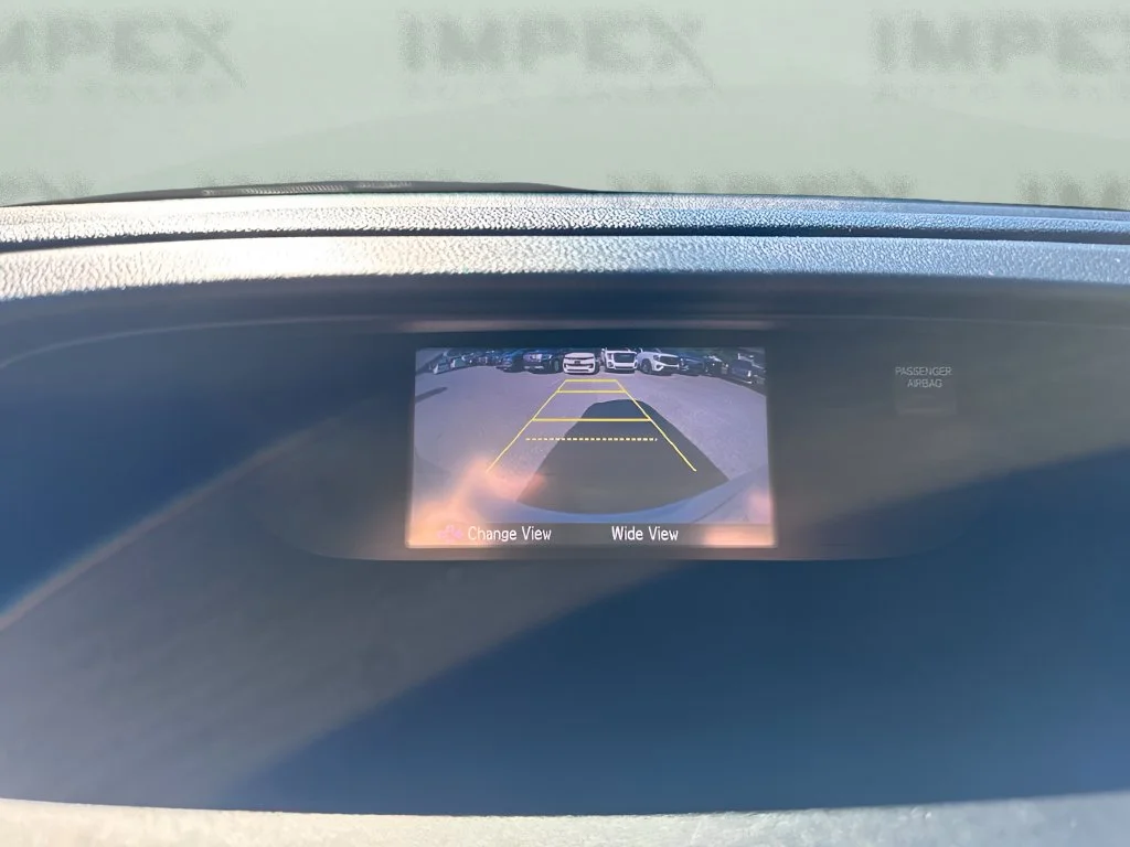 Used 2016 White Honda LX image 17