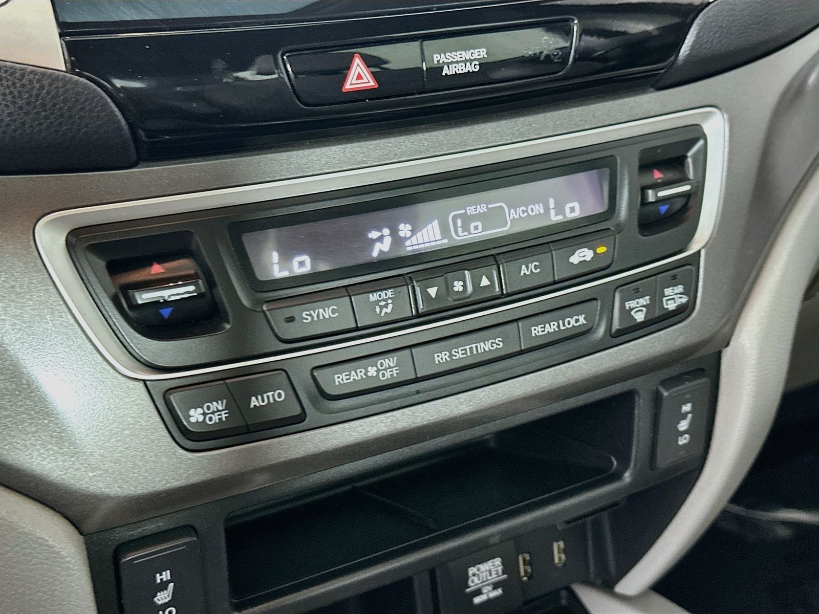 Used 2016 Blue Honda EX-L image 15