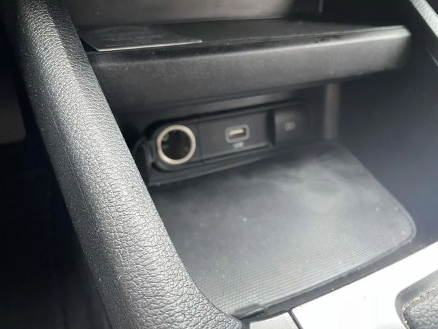 Used 2024 White Kia LXS image 29