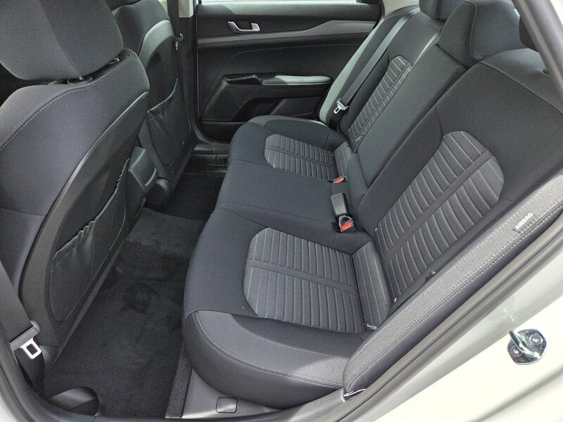 New 2026 Snow White Pearl Kia LXS FWD image 7