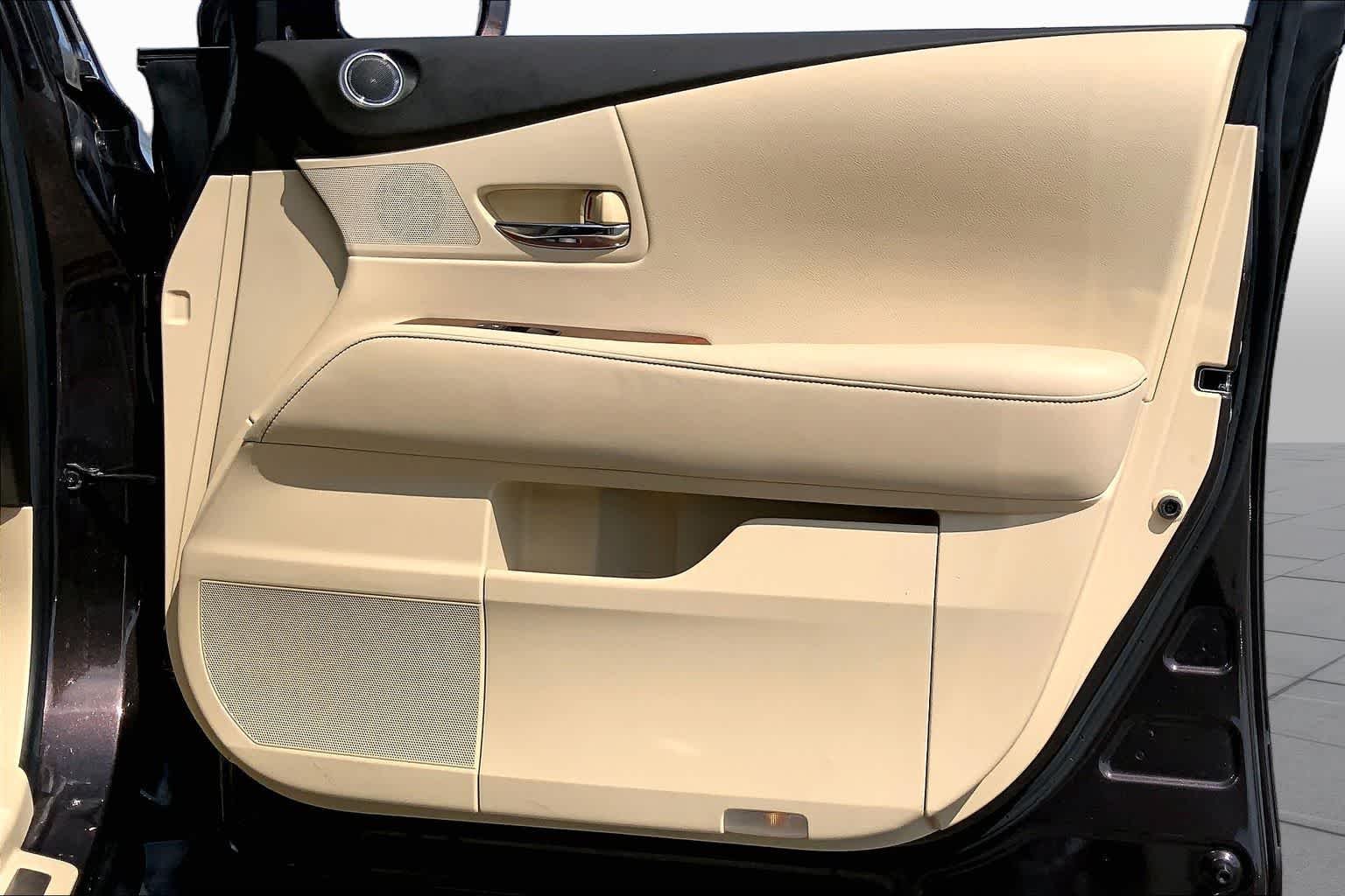 Used 2013 Fire Agate Lexus  image 22