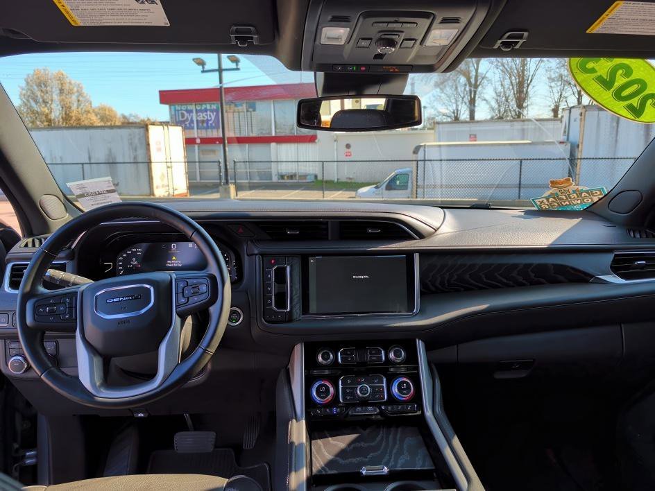 Used 2023 Sterling Metallic GMC Denali image 11