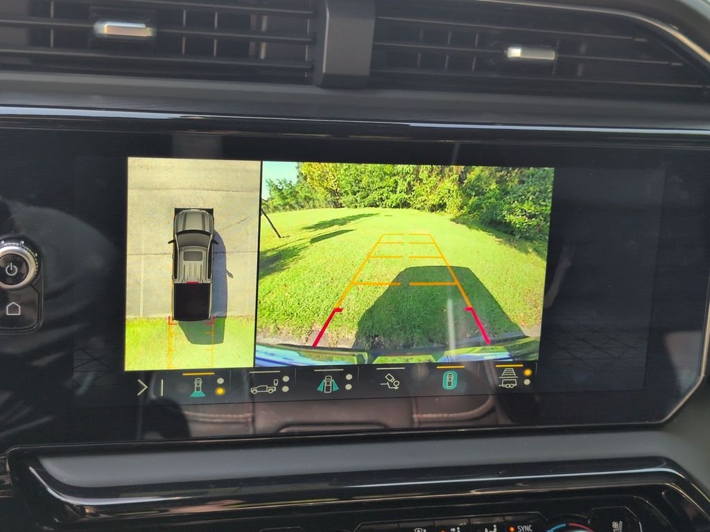Used 2023 Silver GMC AT4X image 21