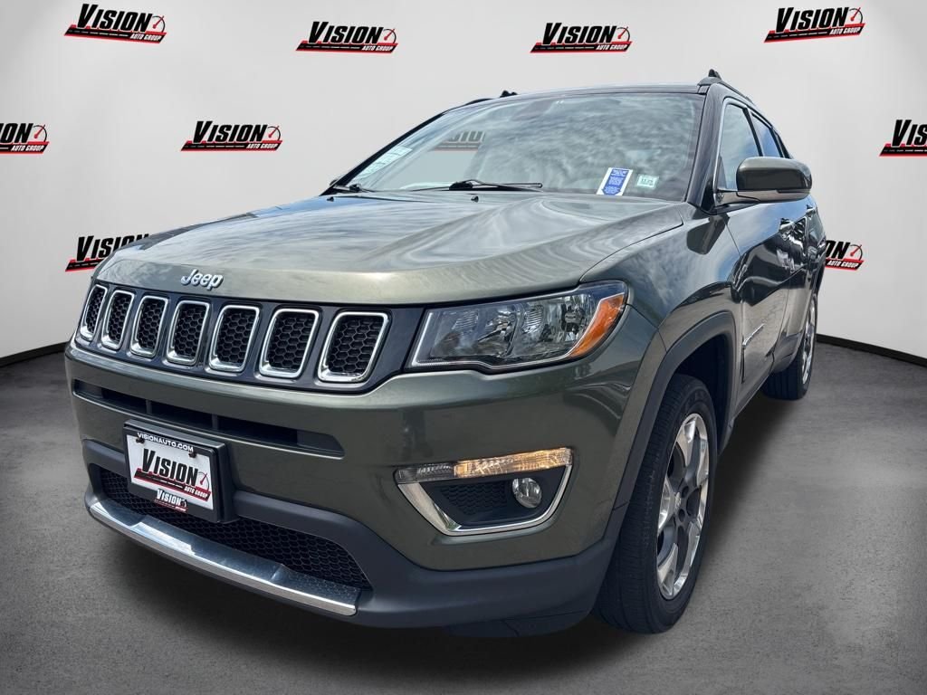 Used 2017 Green Jeep Limited image 1