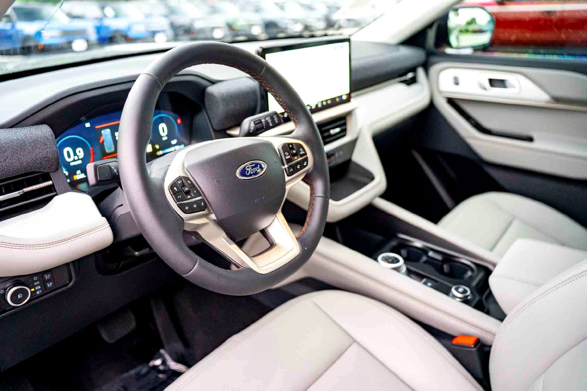 New 2026 Carbonized Gray Metallic Ford Active image 10