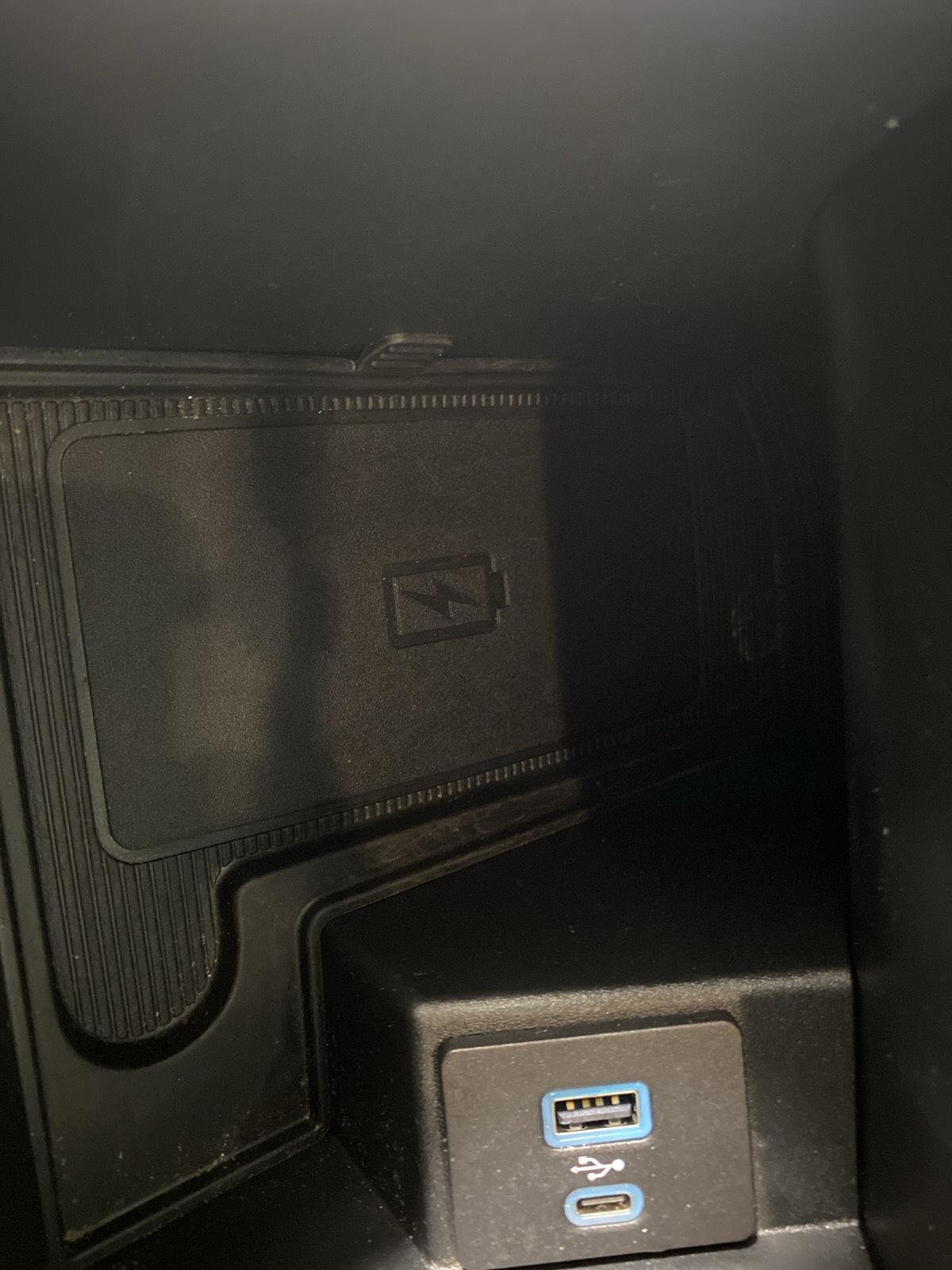 Used 2023 Carbonized Gray Ford SEL image 27