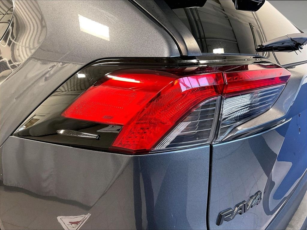 Used 2020 Gray Toyota LE image 31