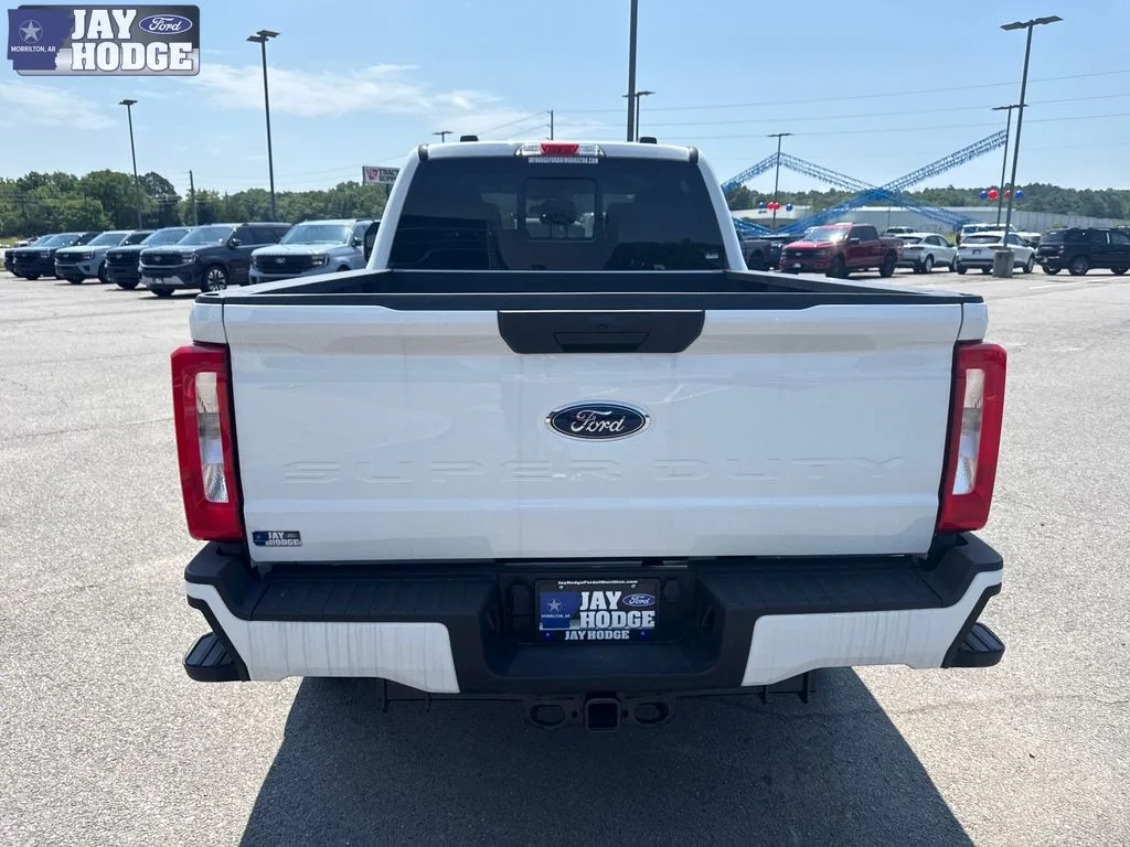 2026 Ford F-350 Super Duty XL - Photo 6