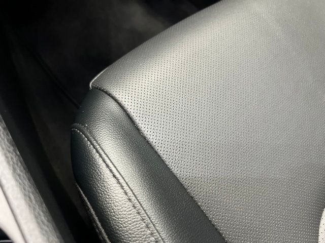 Used 2025 Green Kia X-Line image 12