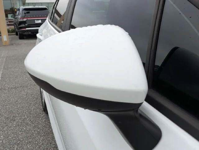Used 2018 Summit White Chevrolet LS image 12