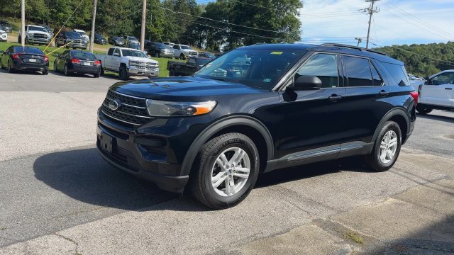 Used 2022 Agate Black Metallic Ford XLT image 8