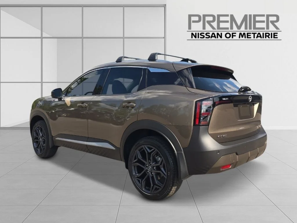 New 2026 Canyon Bronze Metallic Nissan SR image 3