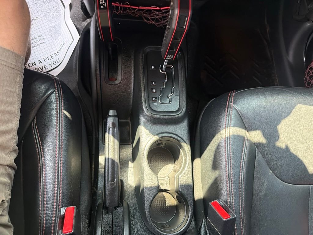 Used 2018 Black Jeep Unlimited Rubicon image 33