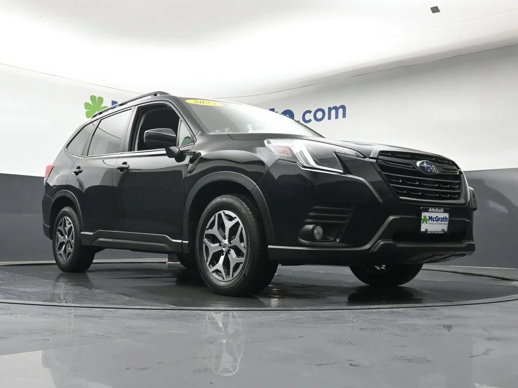 Used 2023 Black Subaru Premium image 27