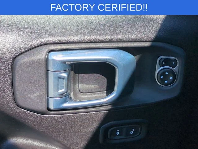 Used 2025 Gray Jeep Nighthawk image 13