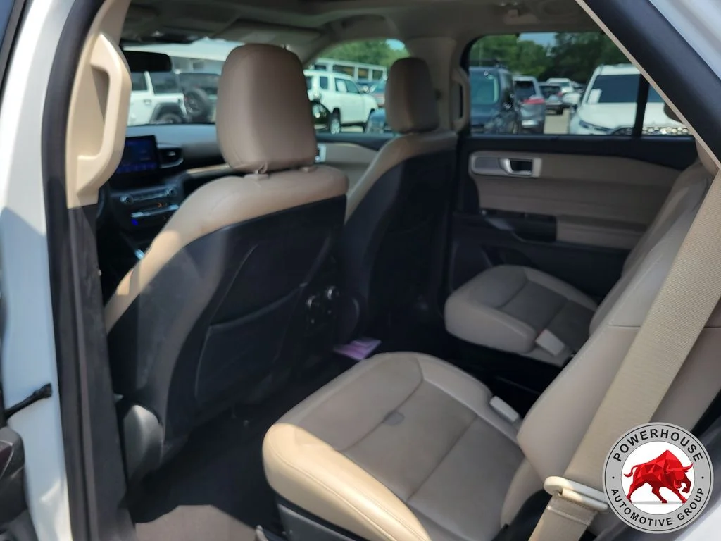 Used 2020 White Ford Limited image 15