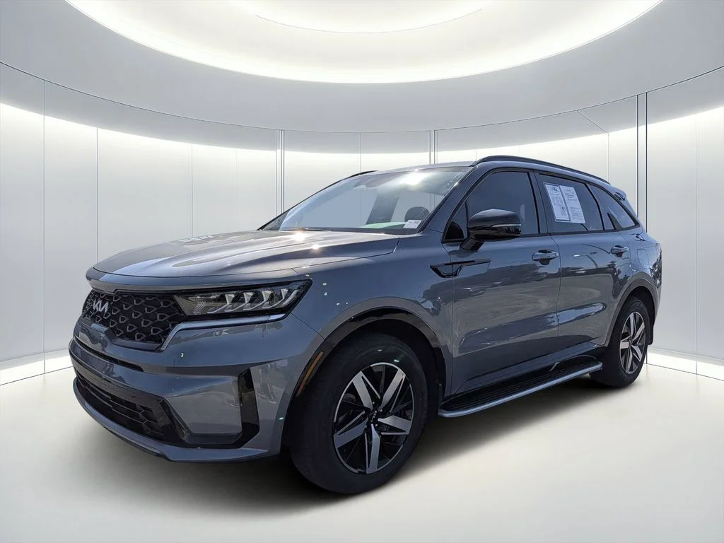 Used 2023 Silver Kia SX image 8