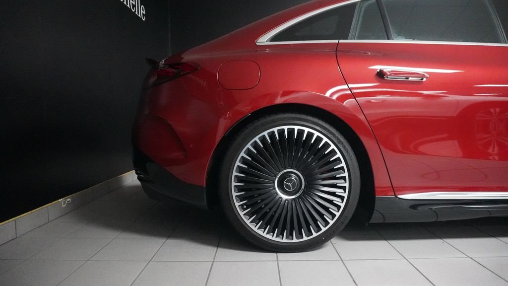 Certified Used 2023  Mercedes-Benz Base image 9