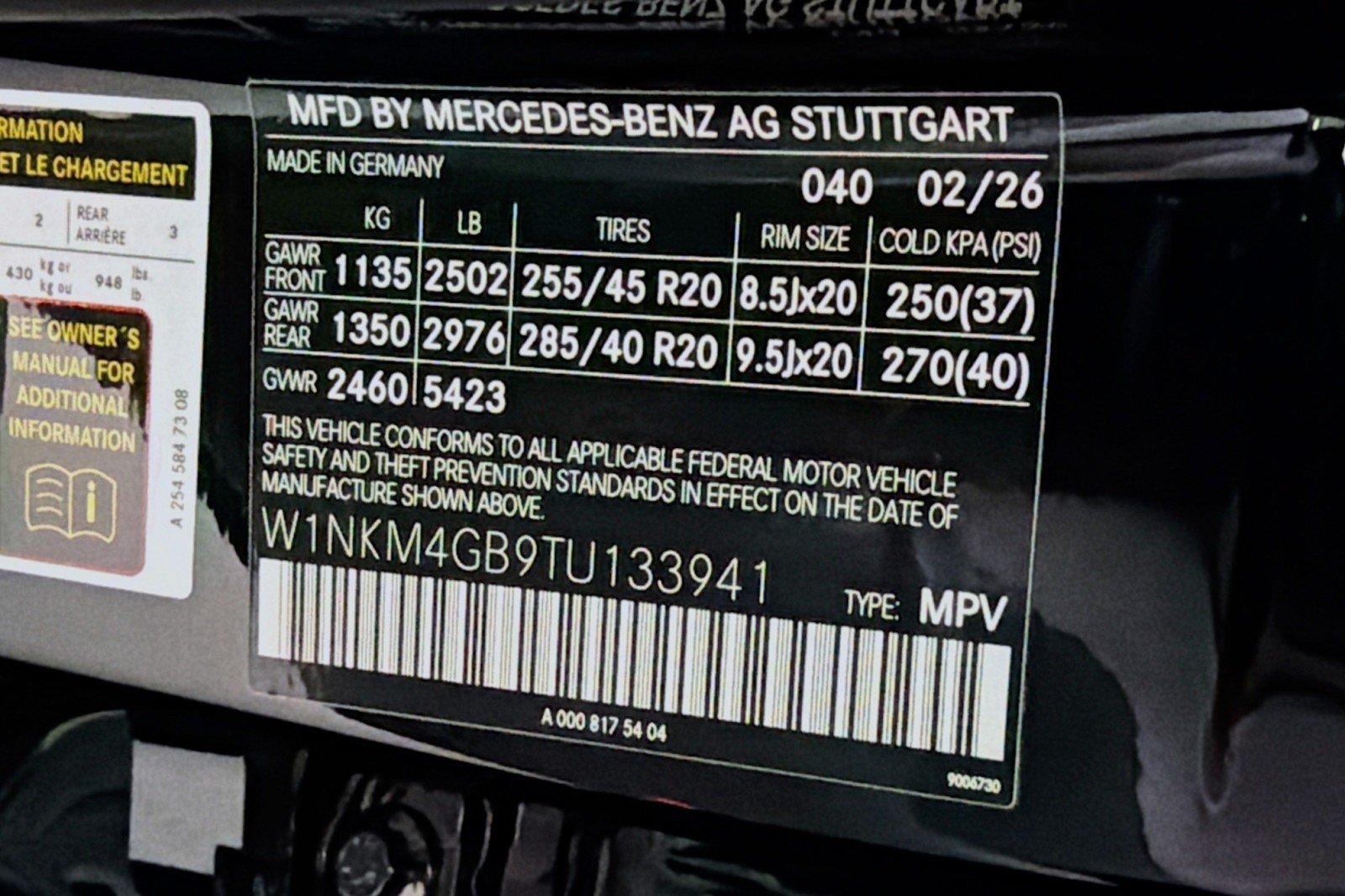 New 2026 Black Mercedes-Benz GLC 300 SUV image 24
