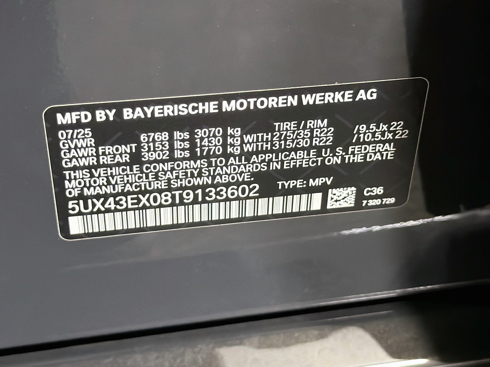 Used 2026 Dravit Grey Metallic BMW M60i image 34