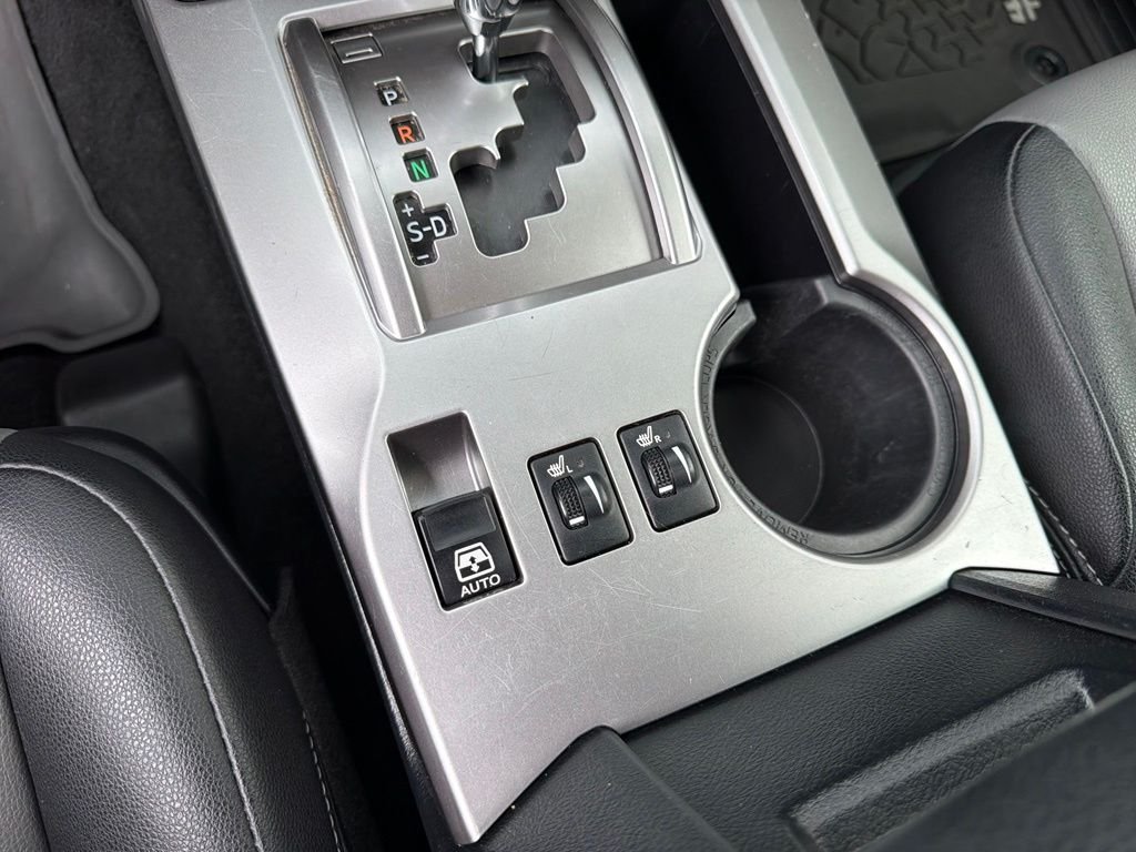Used 2022 Classic Silver Metallic Toyota SR5 Premium image 27