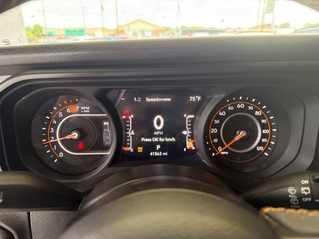 Used 2024 White Jeep Sport S image 15