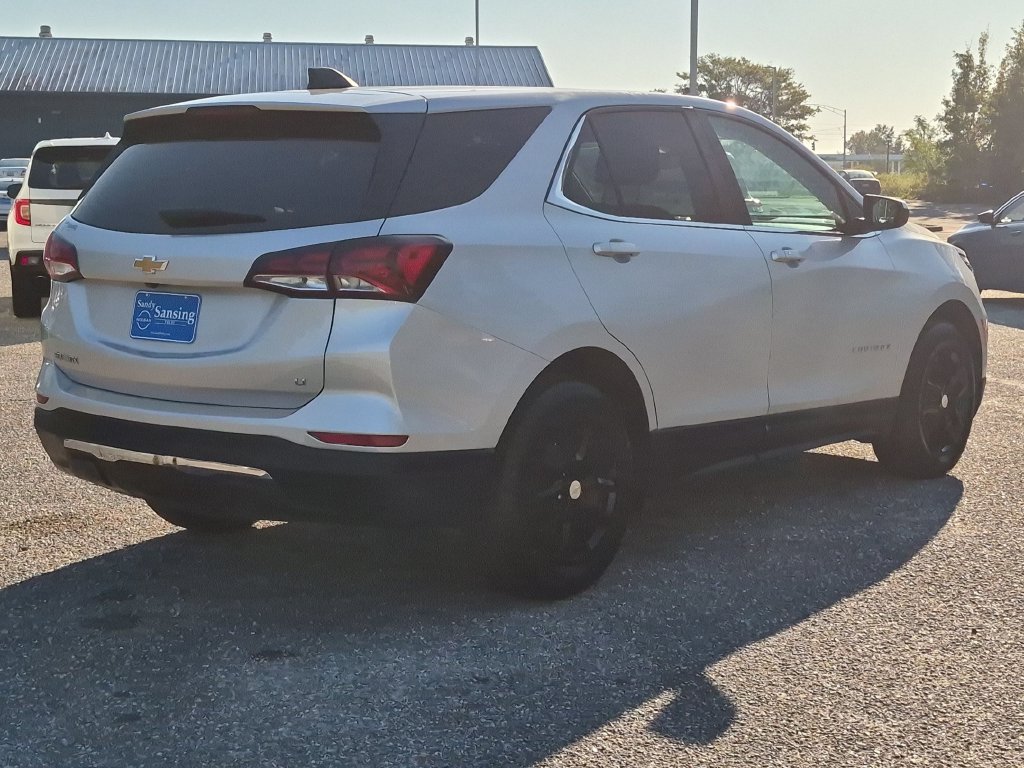 Used 2022 Silver Chevrolet LT image 5