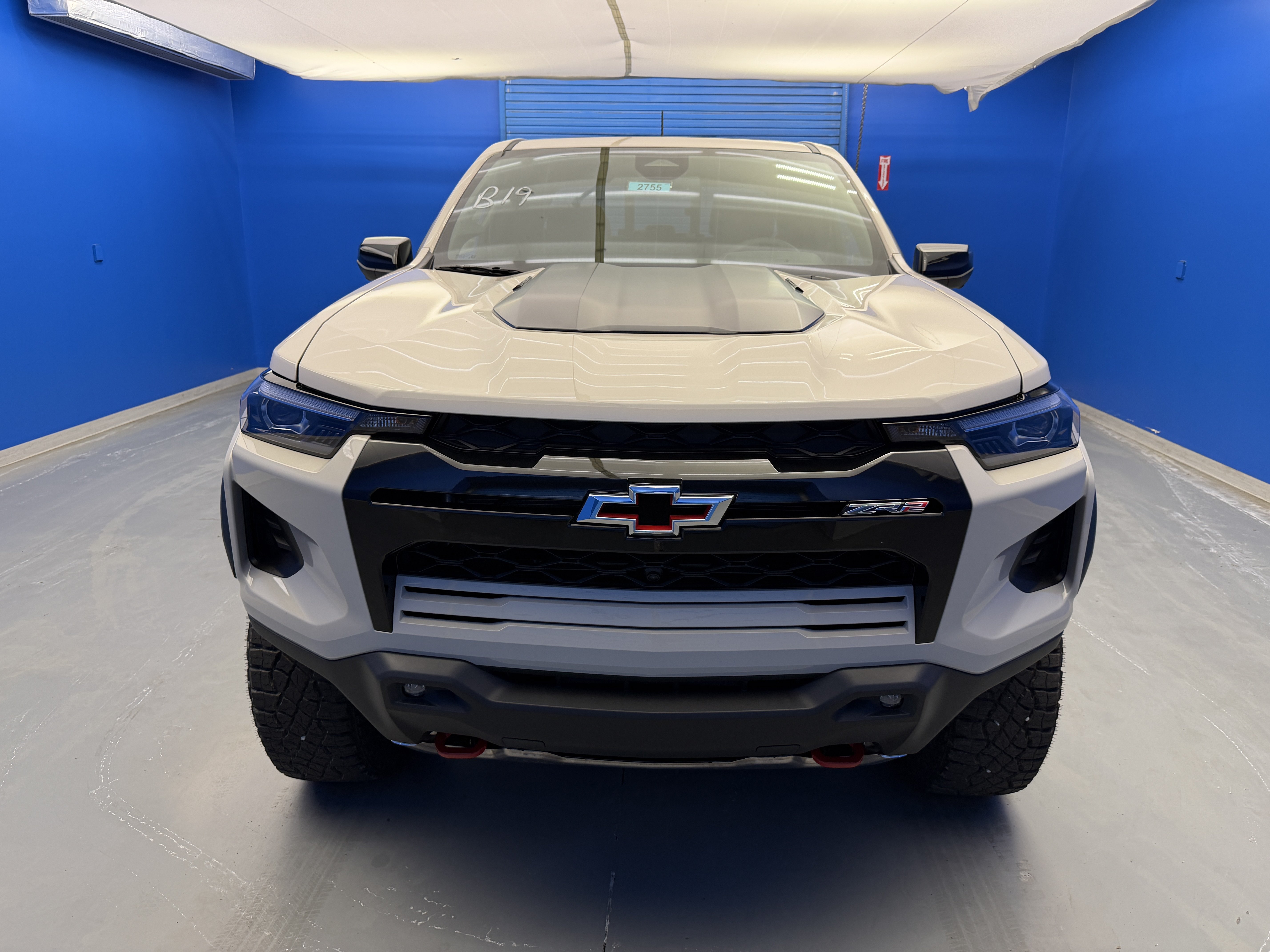 2026 Chevrolet Colorado ZR2 - Photo 3