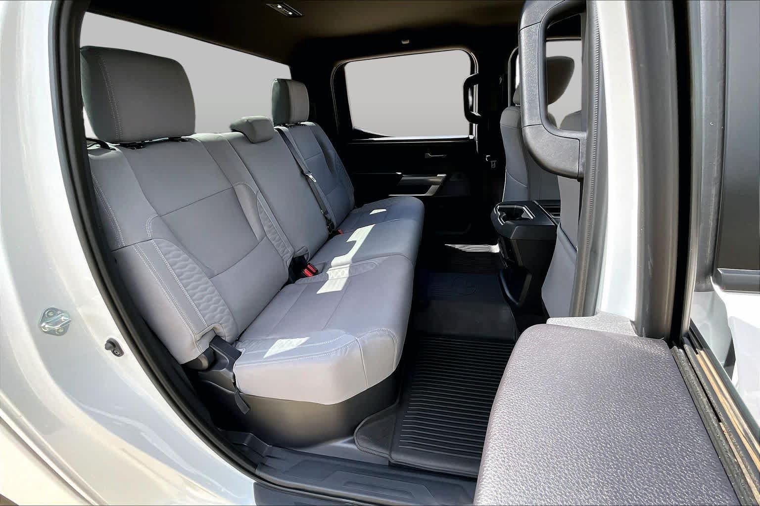 Used 2025 Ice Cap Toyota SR5 image 17