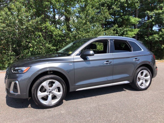 Used 2023 Daytona Gray Pearl Effect Audi 45 S line Premium image 8