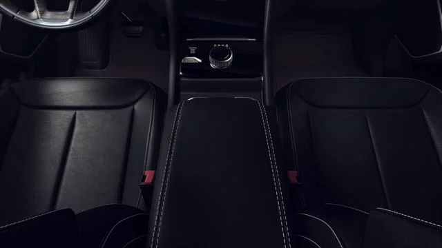 New 2026 Baltic Gray Metallic Clear-Coat Exterior Paint Jeep Limited image 4