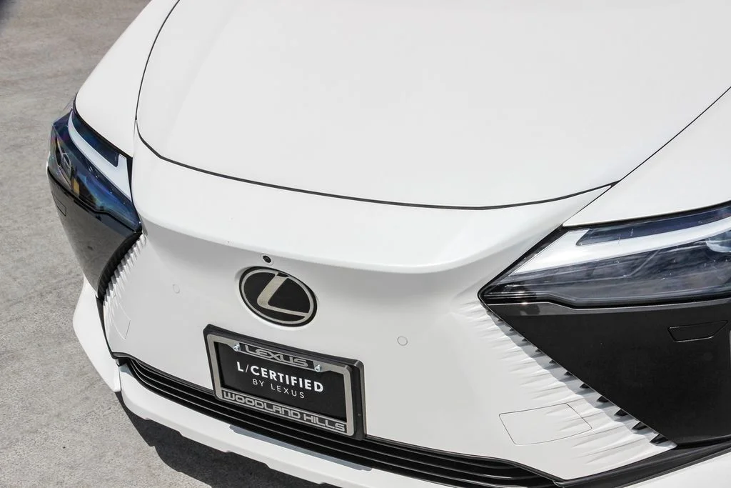 Certified Used 2023 EMINENT WHITE PEARL Lexus 450e Premium image 10