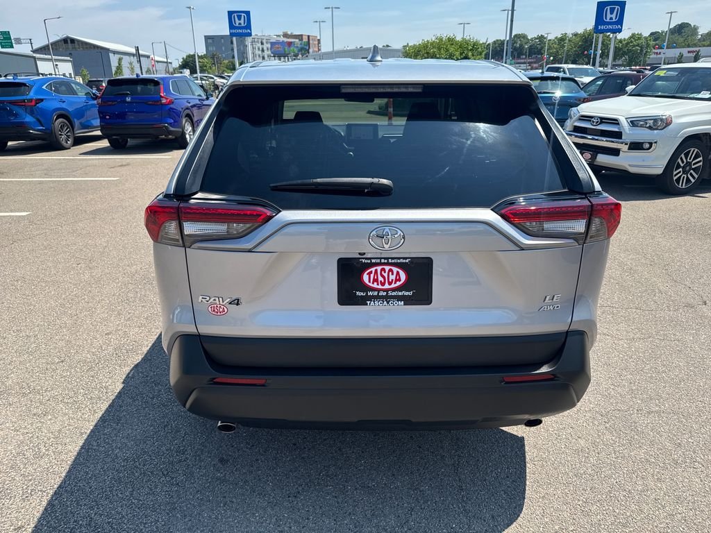 Used 2023 Silver Toyota LE image 6